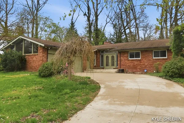 $360,000 | 4786 Bonnie Avenue Southeast, Grand Rapids, MI 49508