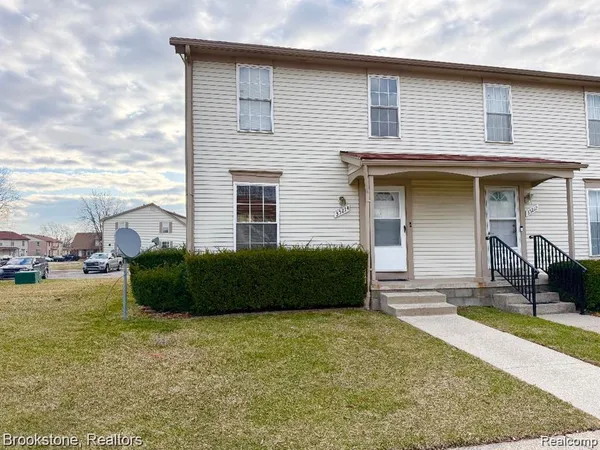 $1,500 | 35214 Taffy Drive, Unit 66, Sterling Heights, MI 48312