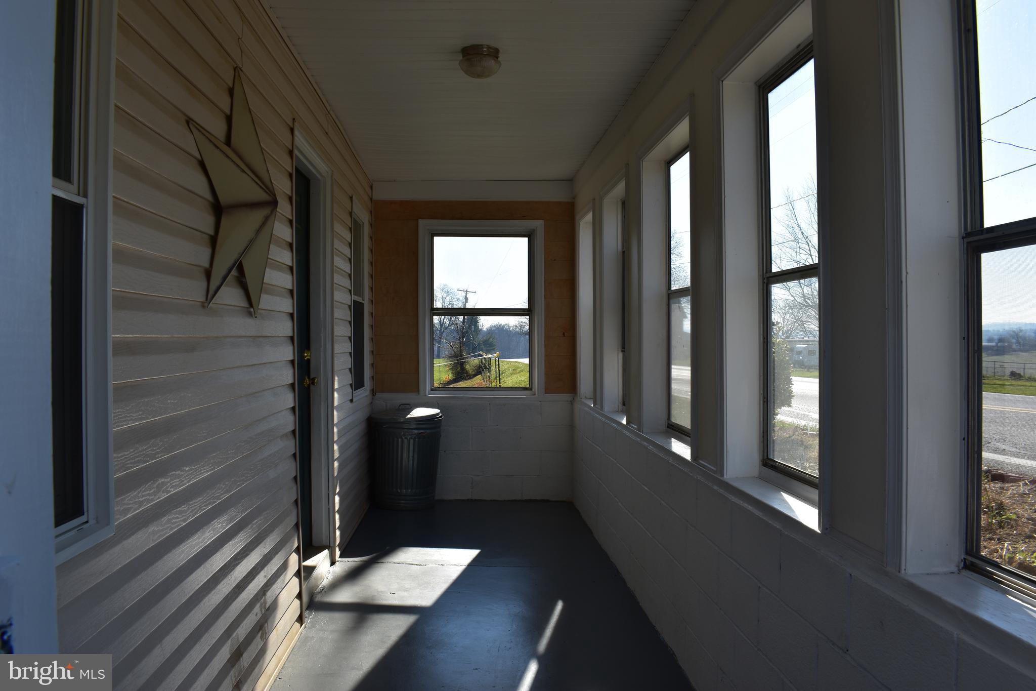 121 South Clear Ridge Road Union Bridge, MD 21791 - Photo 6 of 42 Sun Porch