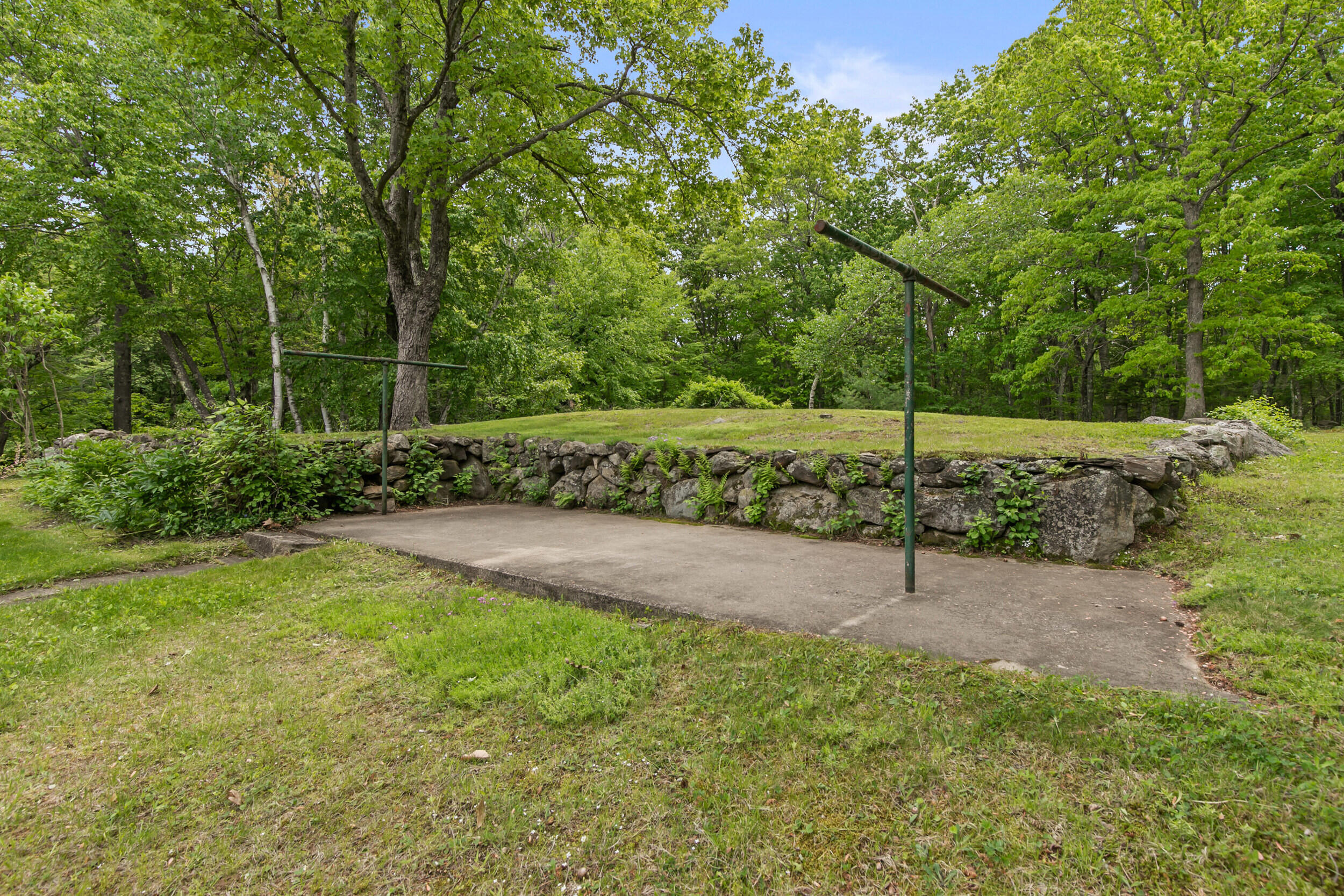 69 Railroad Avenue Springvale, ME 04083 - Photo 37 of 48