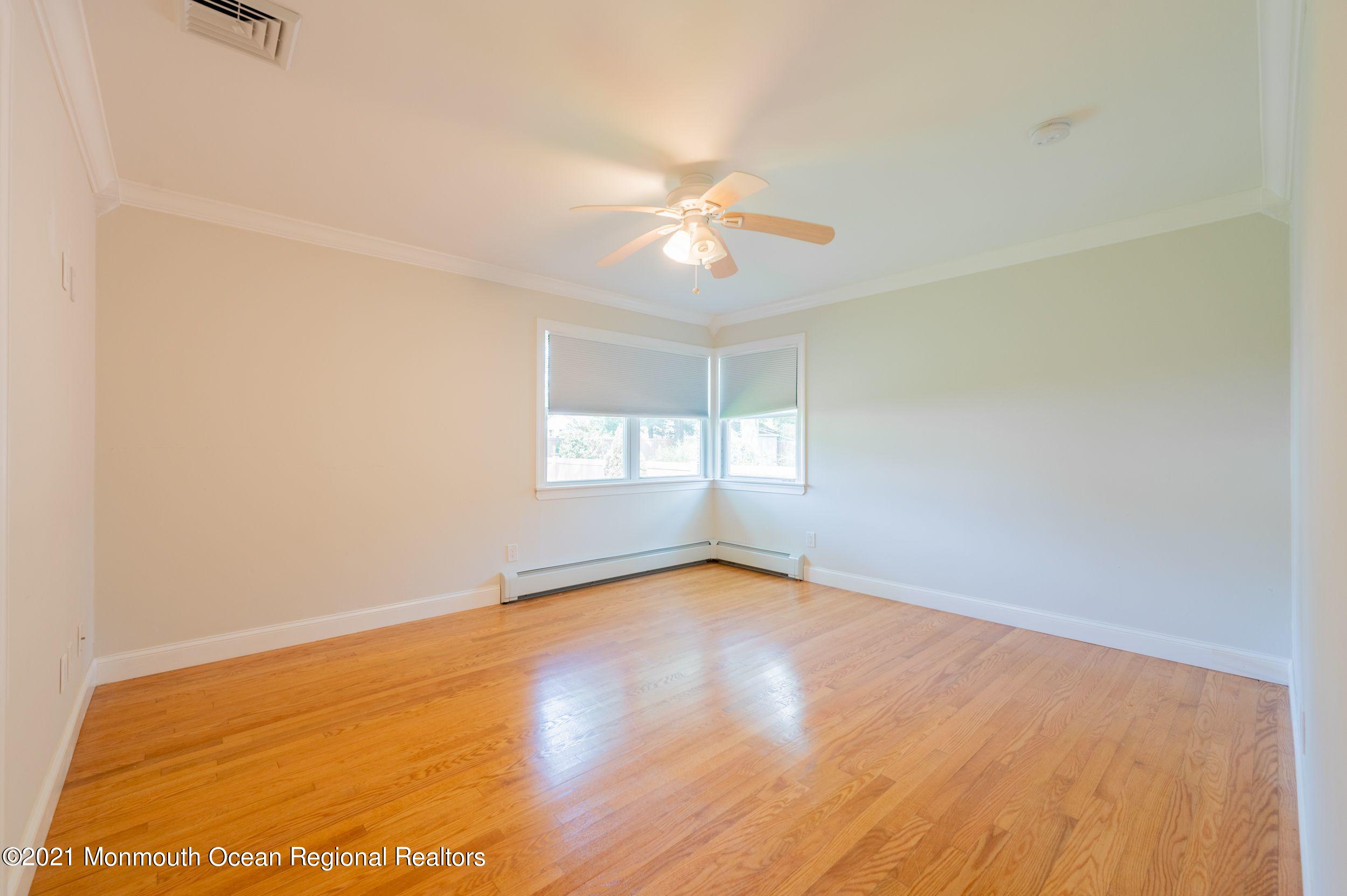 310 Eastham Road Point Pleasant, NJ 08742 - Photo 17 of 22 310easthamBED2