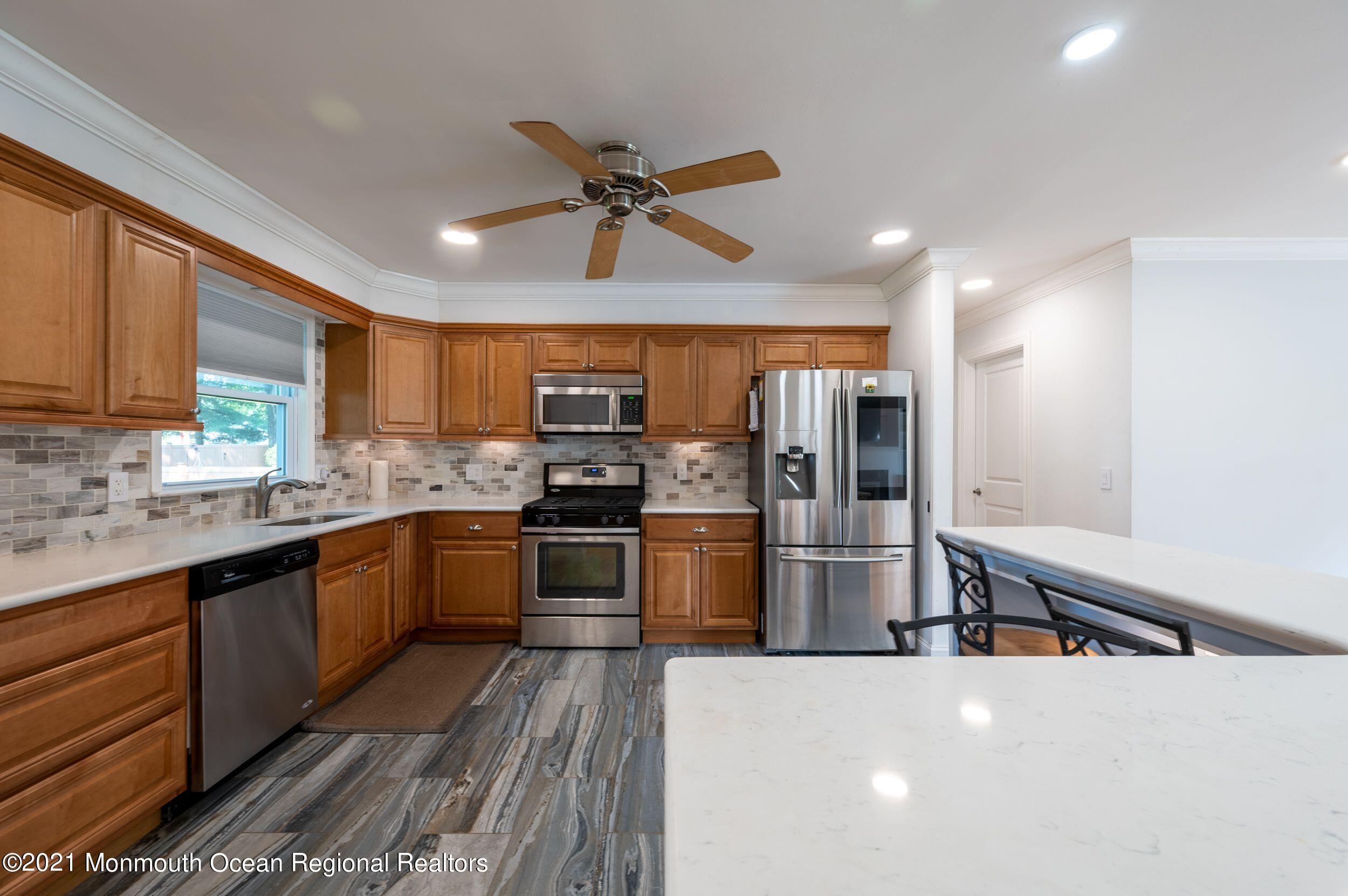 310 Eastham Road Point Pleasant, NJ 08742 - Photo 8 of 22 310easthamKIT