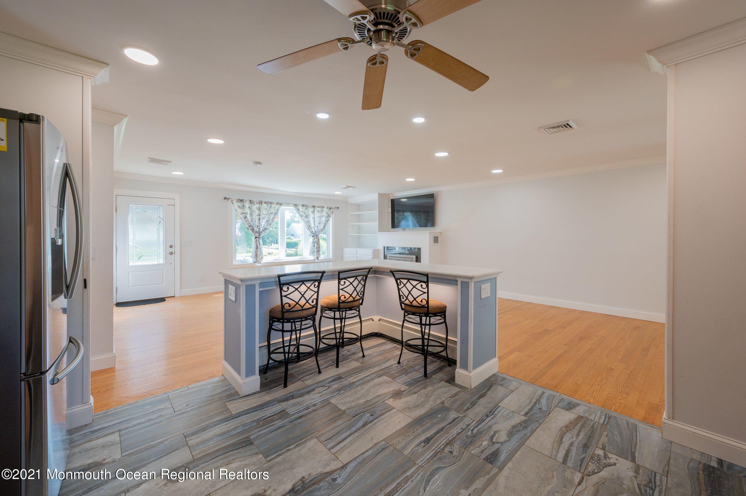 310 Eastham Road Point Pleasant, NJ 08742 - Photo 9 of 22 310easthamKITCH2