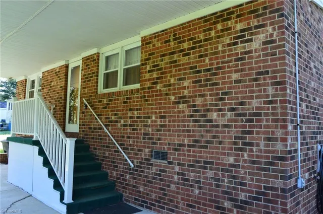 $175,000 | 183 East Aiken Road, Eden, NC 27288