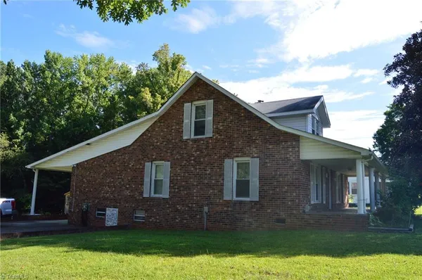 $175,000 | 183 East Aiken Road, Eden, NC 27288
