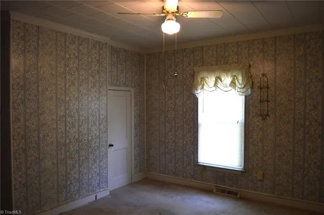 $175,000 | 183 East Aiken Road, Eden, NC 27288