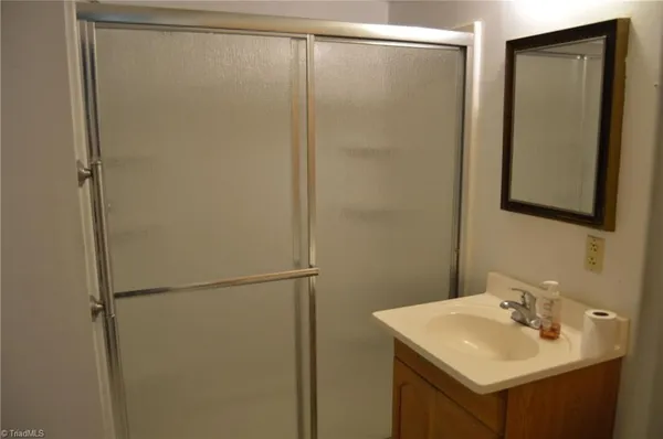 $175,000 | 183 East Aiken Road, Eden, NC 27288