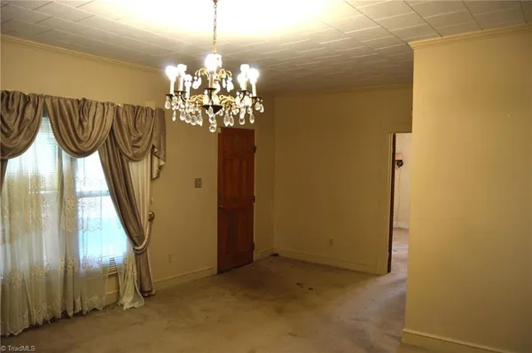 $175,000 | 183 East Aiken Road, Eden, NC 27288