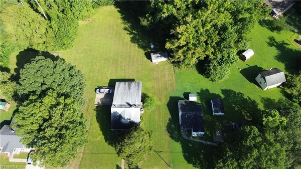 $175,000 | 183 East Aiken Road, Eden, NC 27288