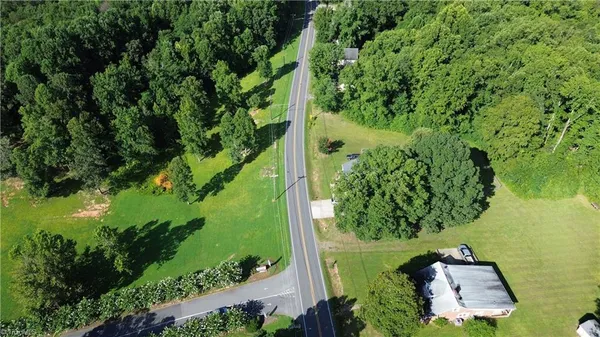 $175,000 | 183 East Aiken Road, Eden, NC 27288