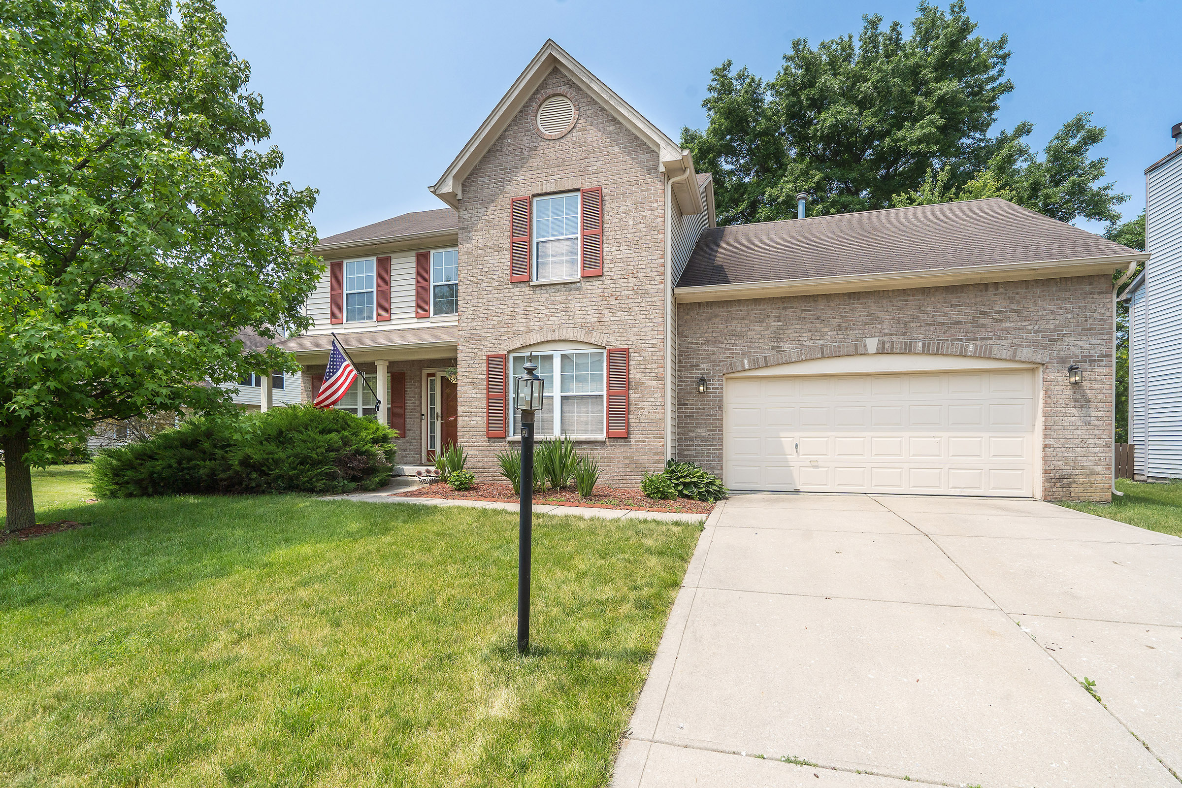 2424 Inishmore Court Indianapolis, IN 46214 - Photo 3 of 47