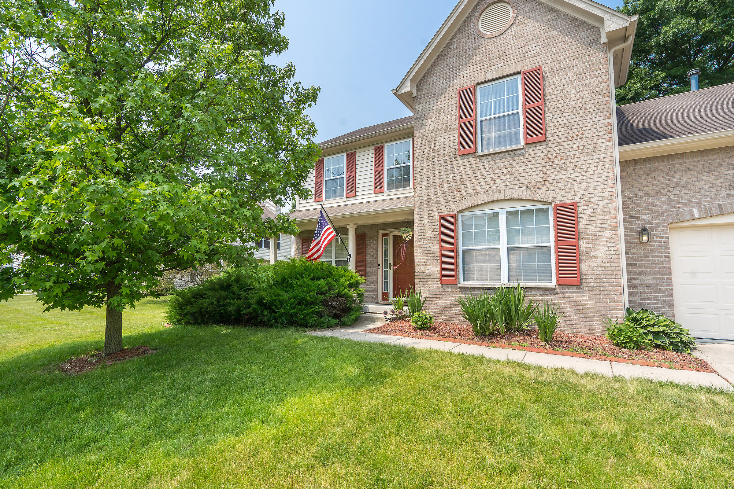 2424 Inishmore Court Indianapolis, IN 46214 - Photo 4 of 47