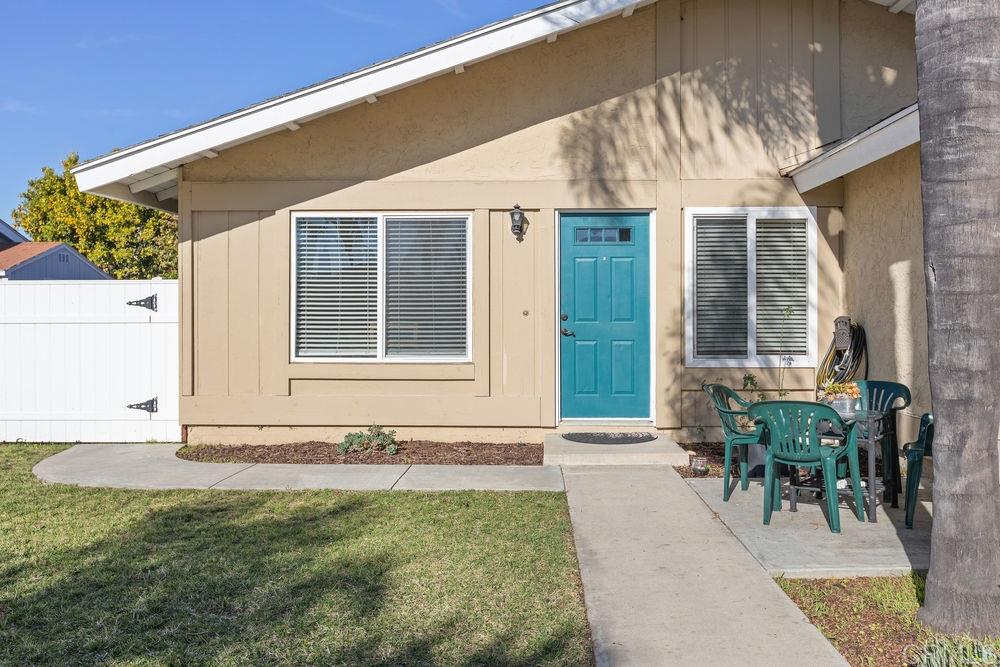 136 Harding Street Oceanside, CA 92057 - Photo 2 of 15