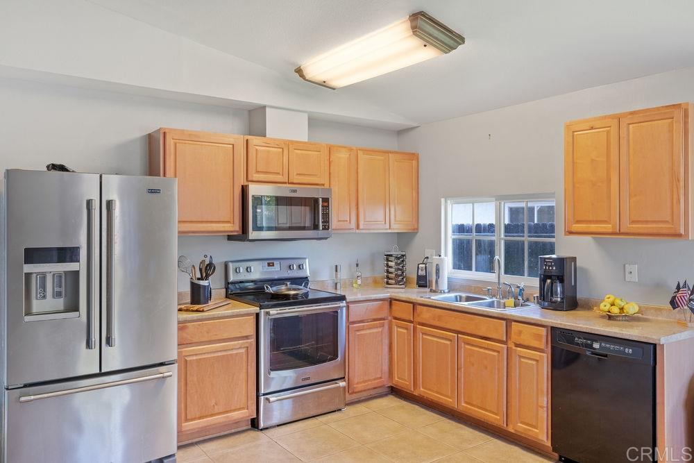 136 Harding Street Oceanside, CA 92057 - Photo 5 of 15
