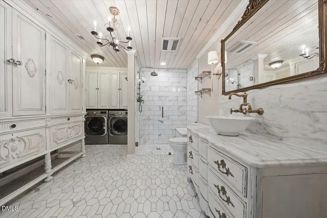 $475,000 | 730 Washington Street, Unit 205, Raleigh, NC 27605