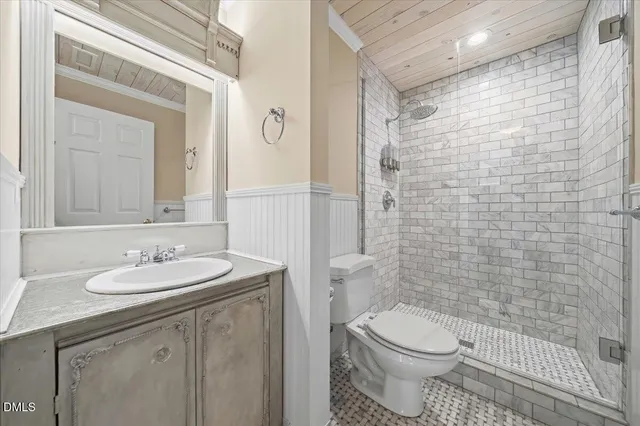 $475,000 | 730 Washington Street, Unit 205, Raleigh, NC 27605