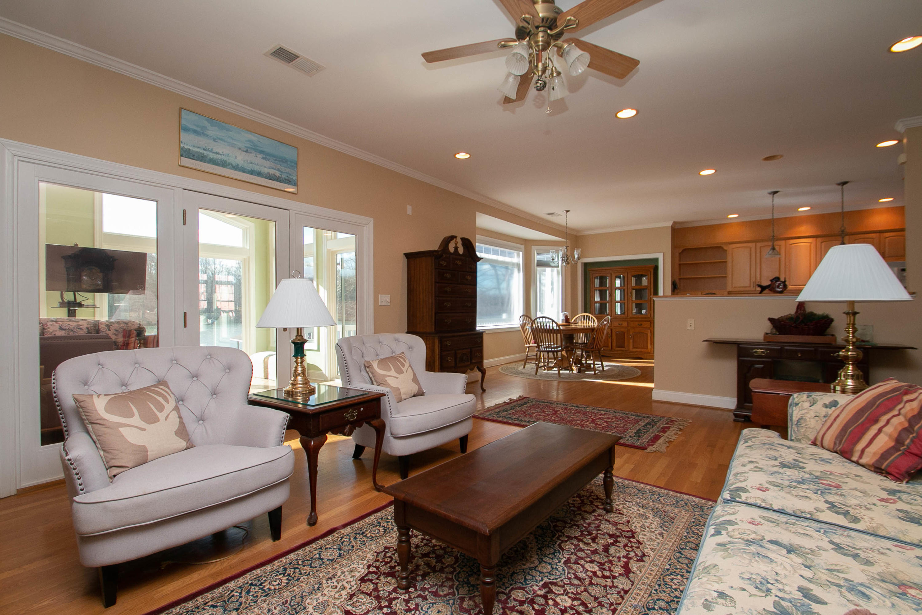 516 Periwinkle Road Moneta, VA 24121 - Photo 12 of 40 img_5513
