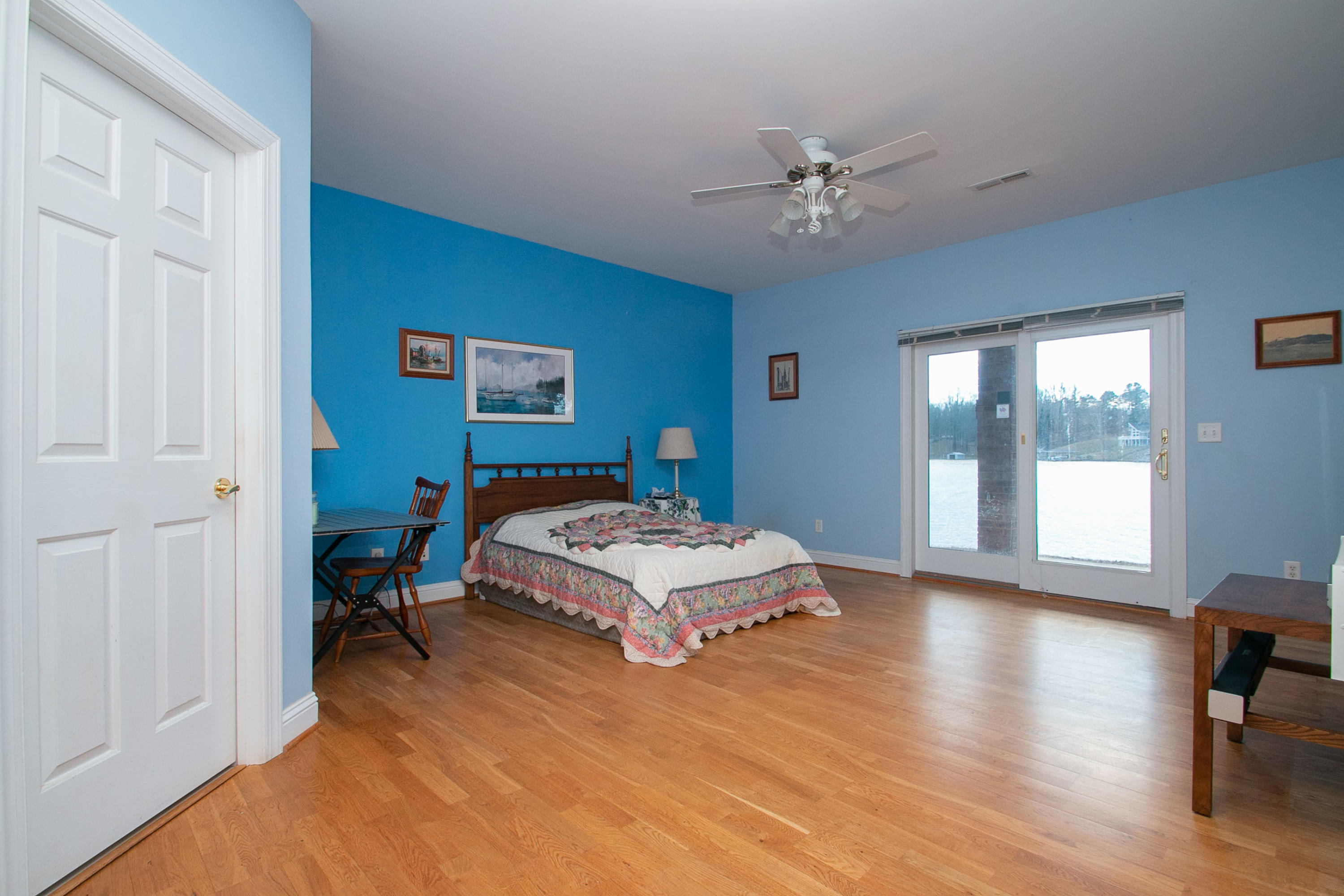 516 Periwinkle Road Moneta, VA 24121 - Photo 29 of 40 img_5590