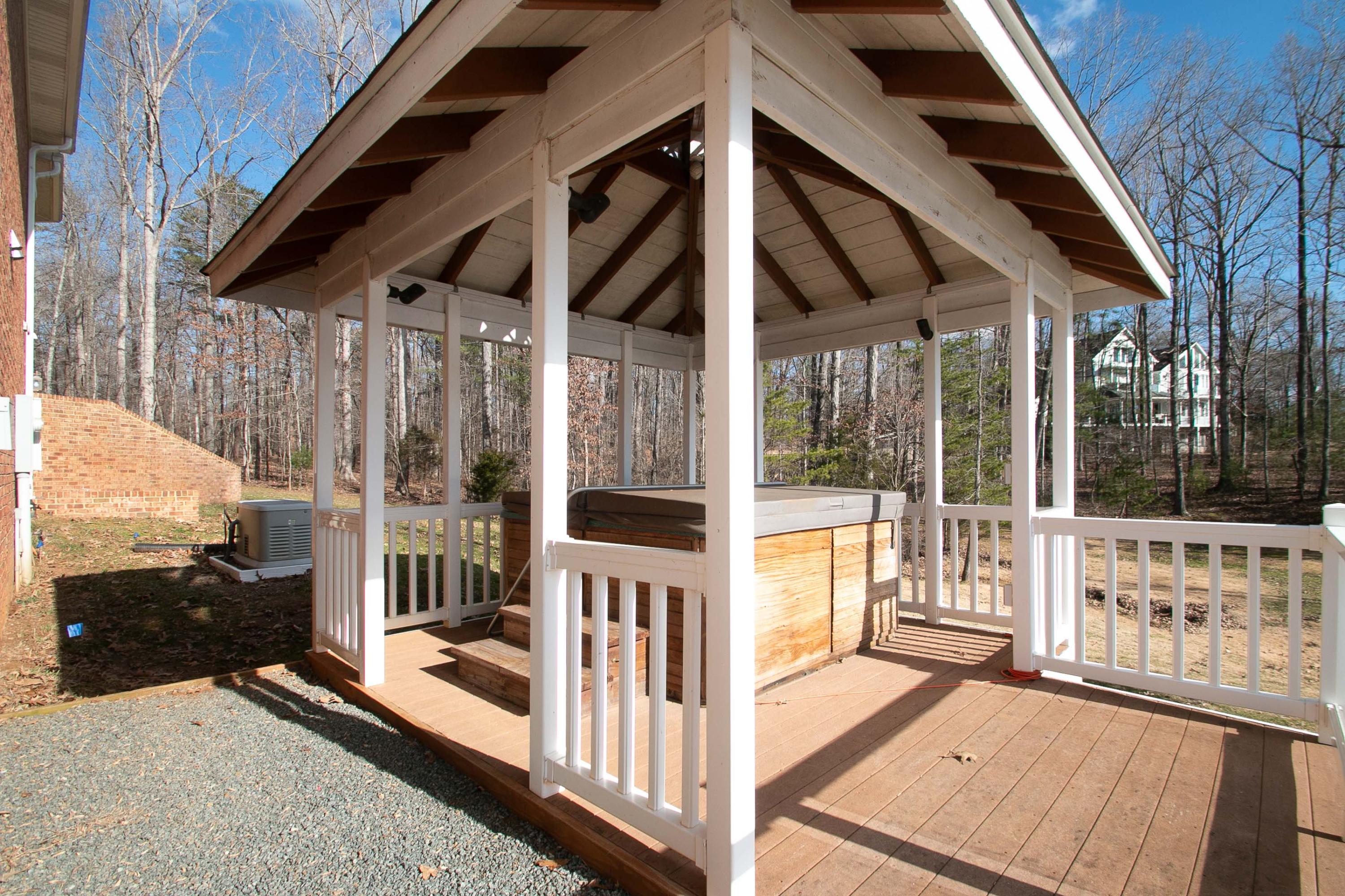 516 Periwinkle Road Moneta, VA 24121 - Photo 34 of 40 img_5603