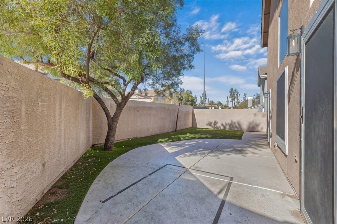121 Golf Range Street Las Vegas, NV 89145 - Photo 25 of 26