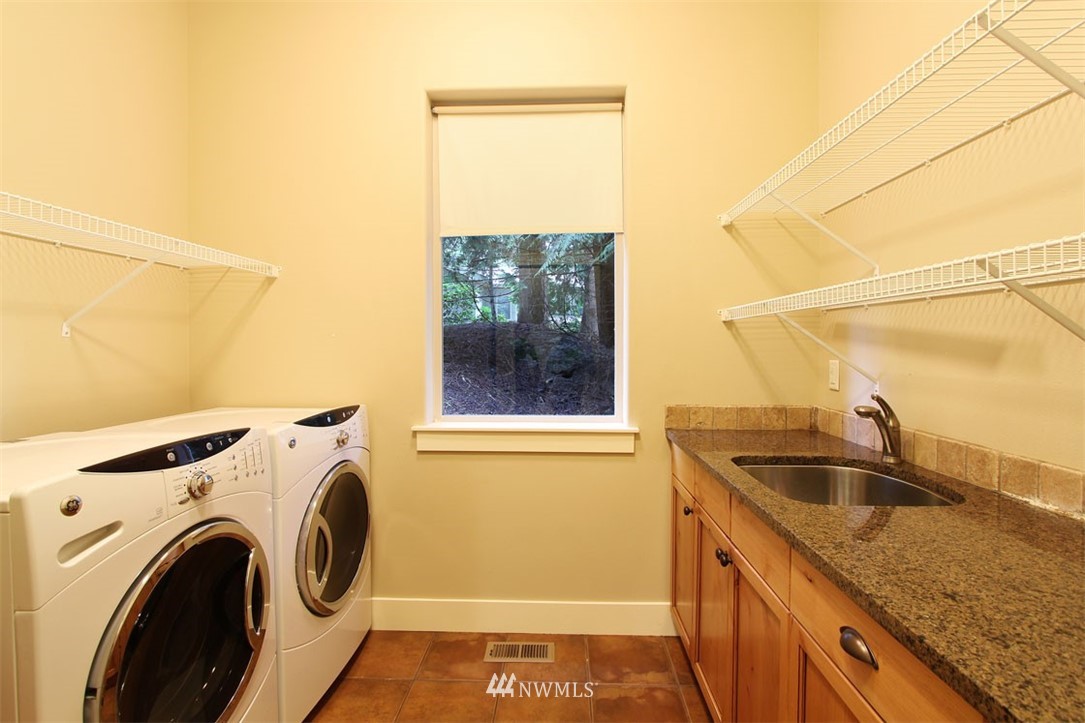 61 Windward Drive Bellingham, WA 98229 - Photo 9 of 25