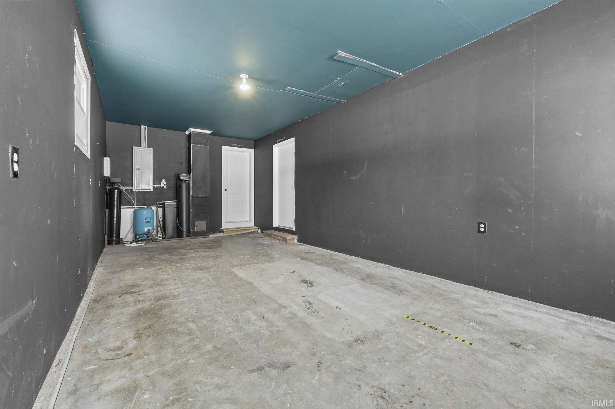 15019 Auburn Road Fort Wayne, IN 46845 - Photo 28 of 34