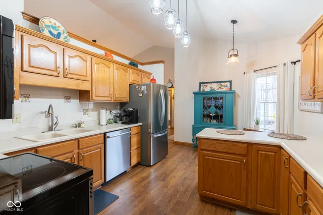 $299,000 | 4927 West Cedar Cove Way, Unit 13, New Palestine, IN 46163