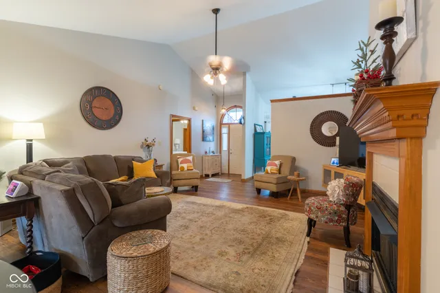 $299,000 | 4927 West Cedar Cove Way, Unit 13, New Palestine, IN 46163