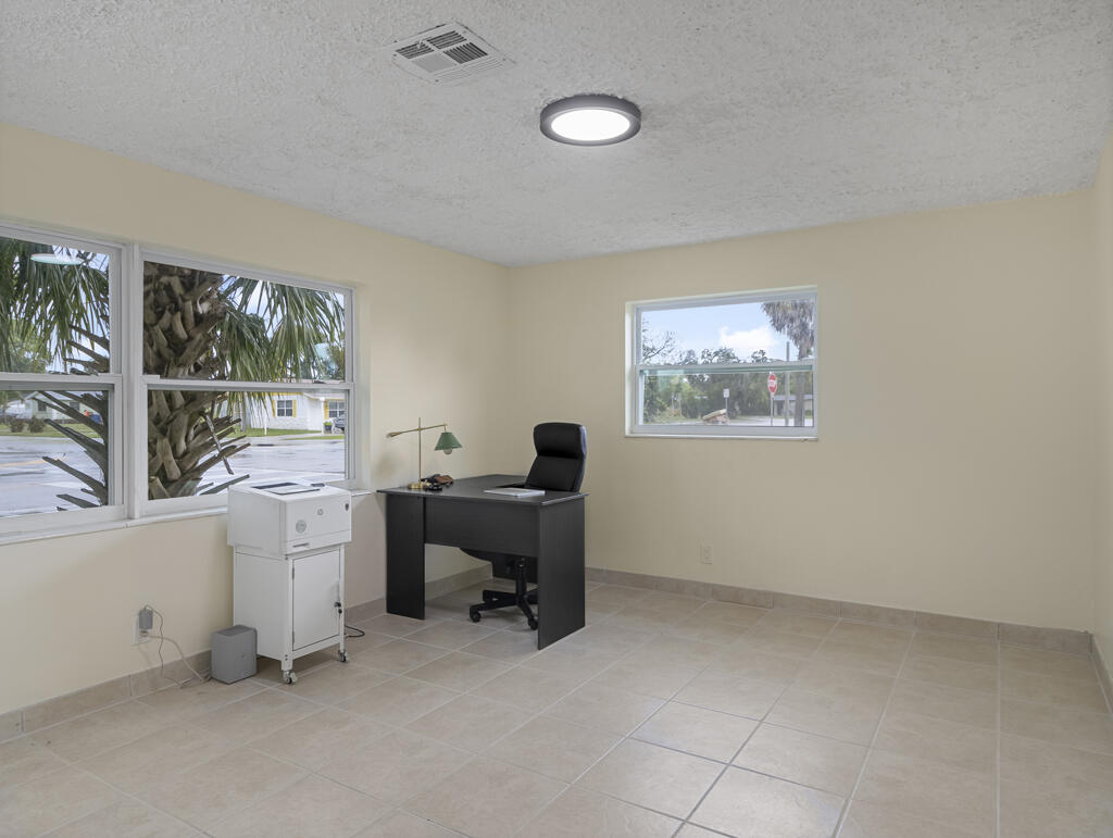 371 West 34th Street Riviera Beach, FL 33404 - Photo 19 of 27 Bedroom 3