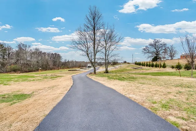 $475,000 | 1083 Fanchers Mill Road, Sparta, TN 38583