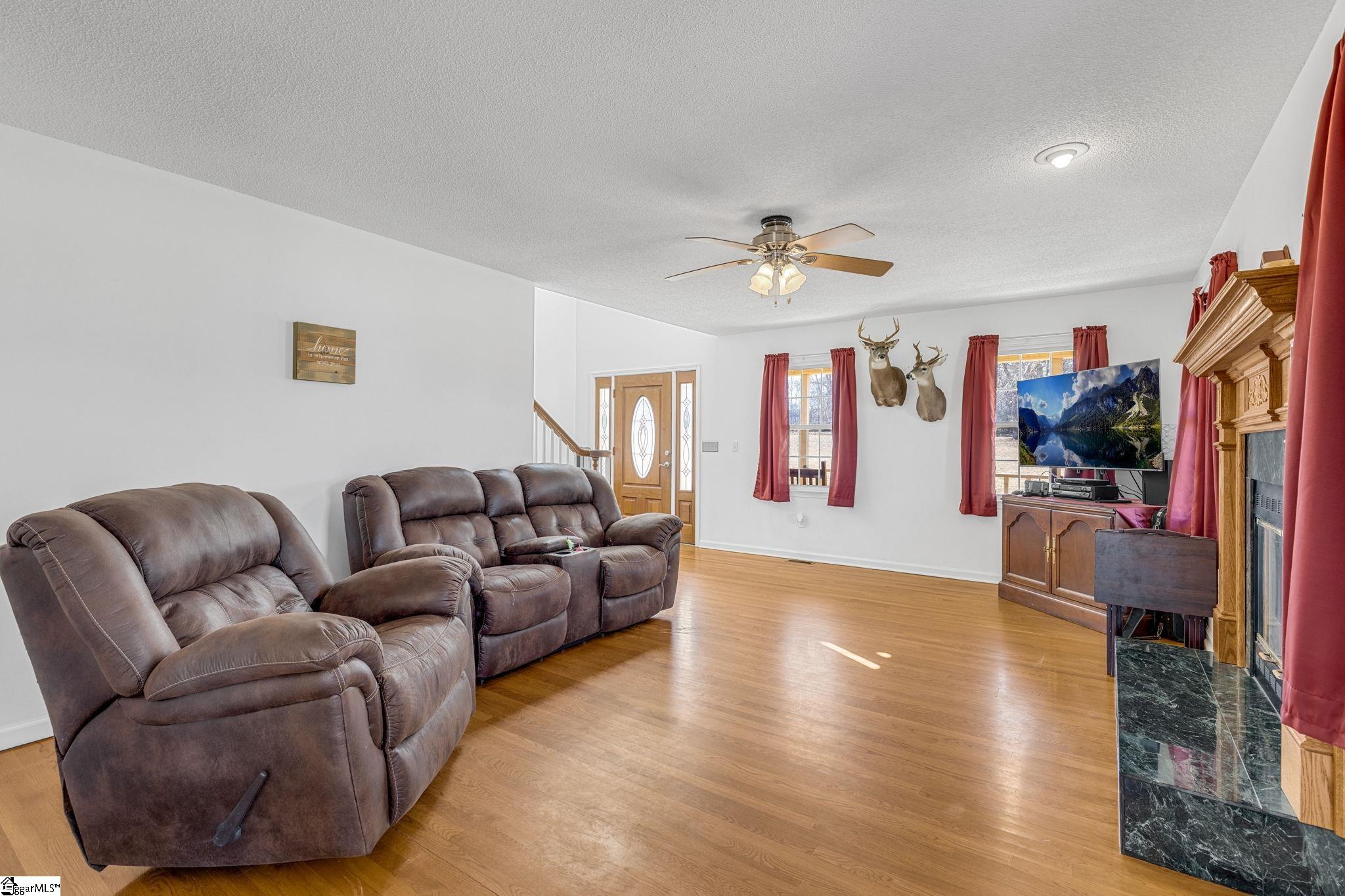 341 Sivnksty Road Starr, SC 29684 - Photo 8 of 42