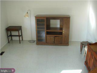 12201 Rambler Road Philadelphia, PA 19154 - Photo 4 of 6