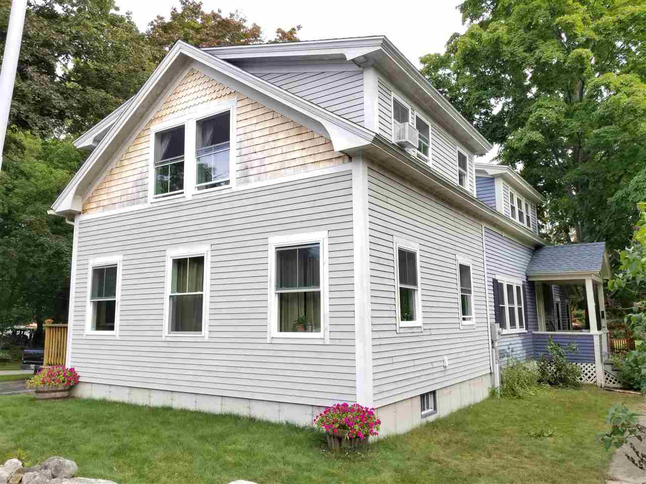 207 Dearborn Road Pembroke, NH 03275 - Photo 4 of 38 Gallery Image 4
