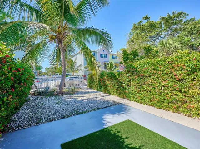 $3,100 | 306 North J Street, Lake Worth Beach, FL 33460