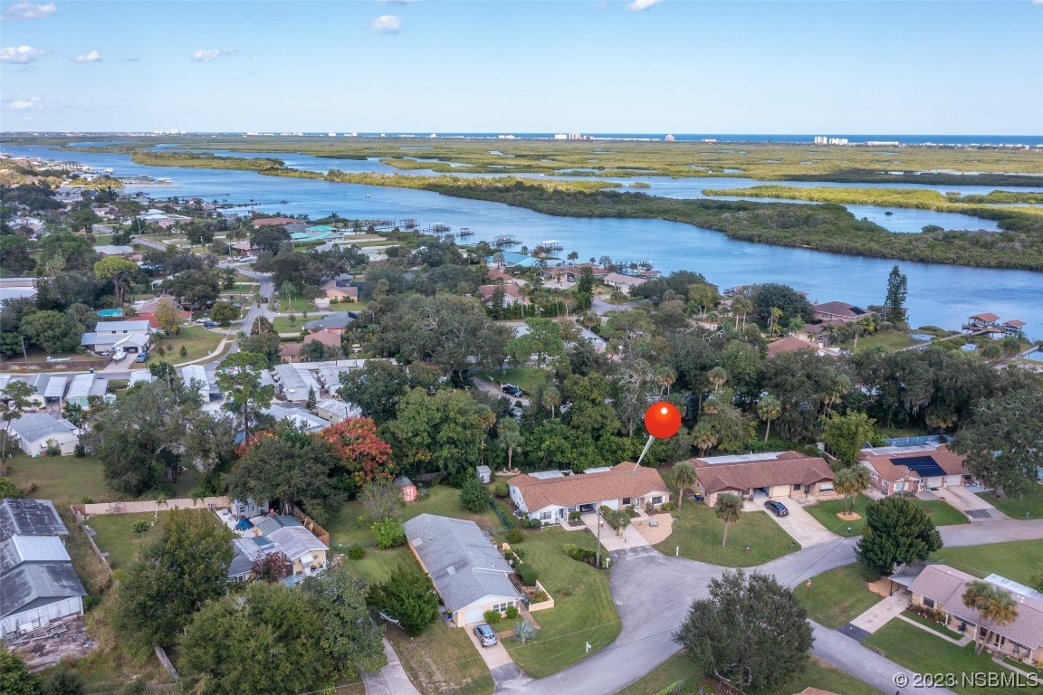 17 Pelican Drive Edgewater, FL 32141 - Photo 31 of 32 a view of an ocean and a city