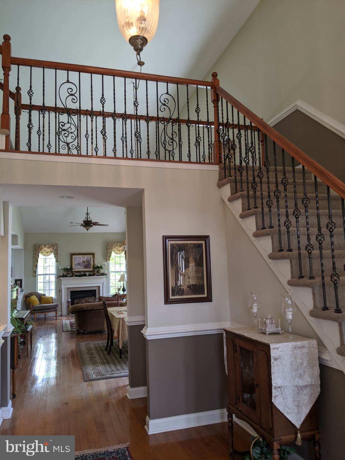 102 Hummingbird Way Sewell, NJ 08080 - Photo 4 of 21 2 Story Foyer greets your guests.