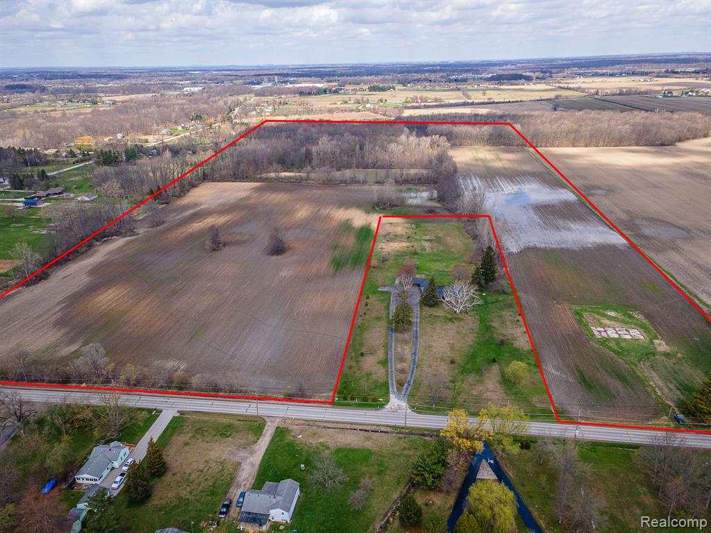 5 Carleton Rockwood Road Carleton, MI 48117 - Photo 2 of 26