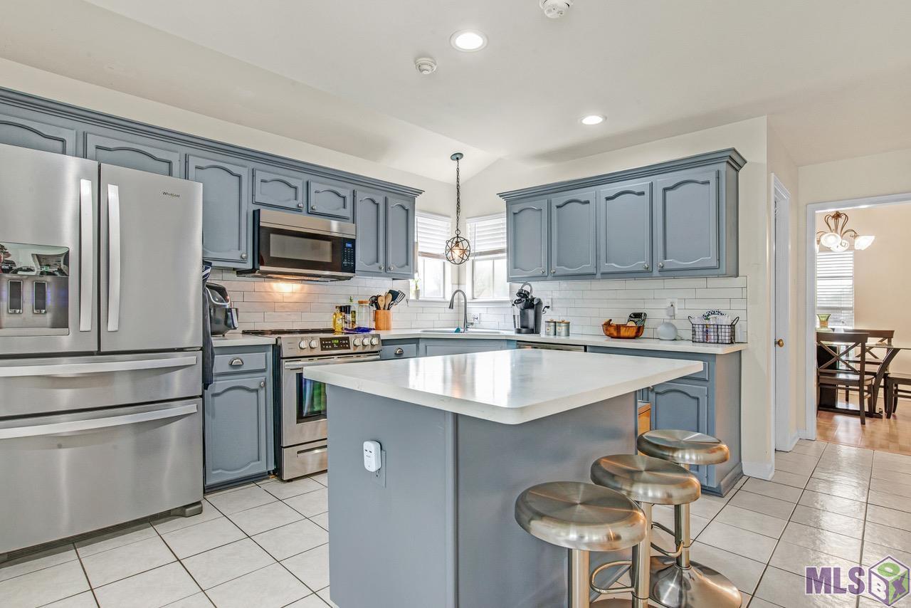 11111 Paddock Avenue Baton Rouge, LA 70816 - Photo 3 of 10