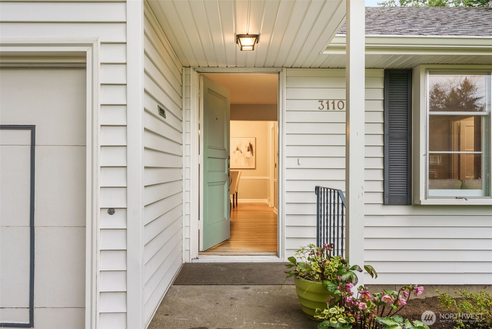 3110 Northeast 84th Street Seattle, WA 98115 - Photo 3 of 25