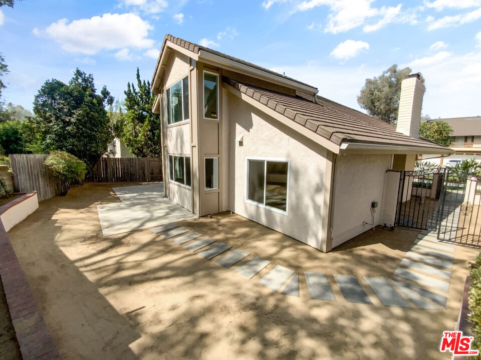 830 Vía Alameda San Dimas, CA 91773 - Photo 7 of 31 a view of a house with a yard