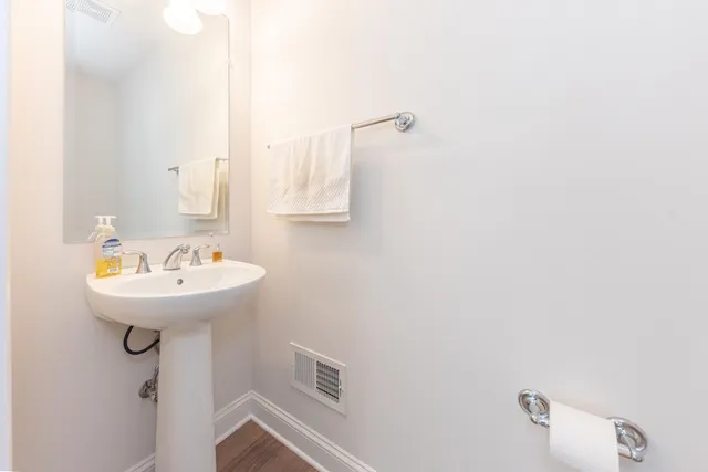 $660,000 | 3341 Roseford Boulevard, Ann Arbor, MI 48105