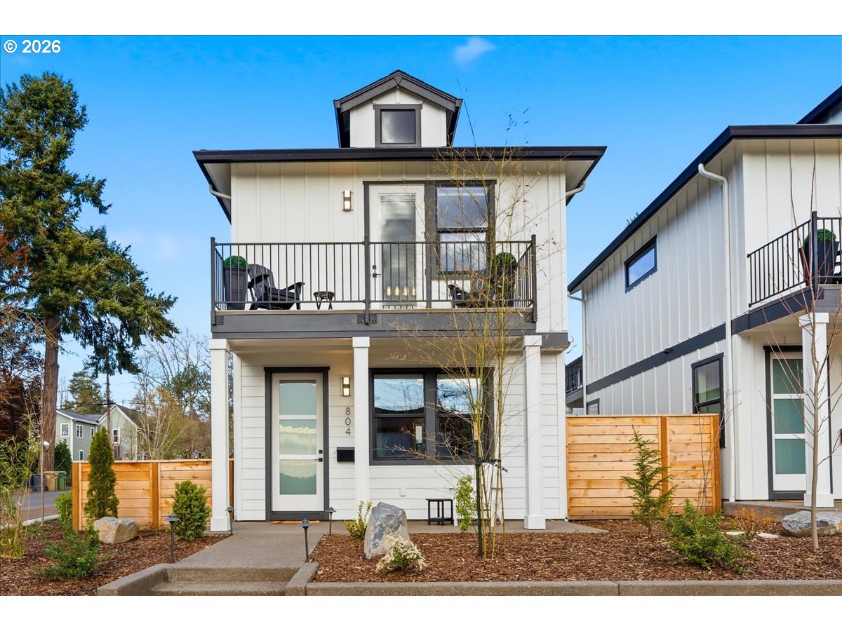 804 3rd Street, Unit C1 Lake Oswego, OR 97034 - Photo 1 of 34