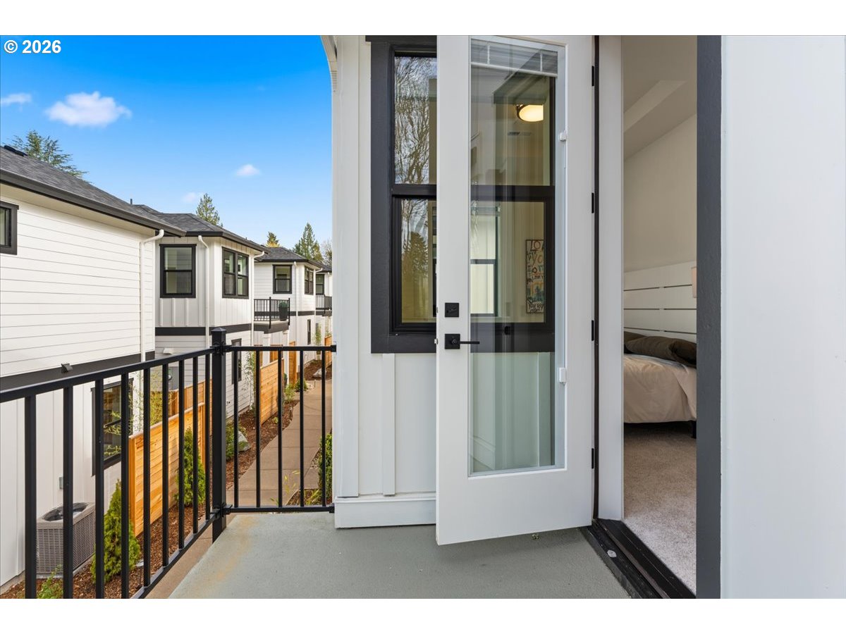 804 3rd Street, Unit C1 Lake Oswego, OR 97034 - Photo 33 of 34