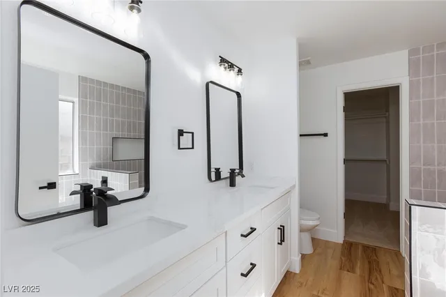 $449,999 | 631 Fox Haven Street, Henderson, NV 89015