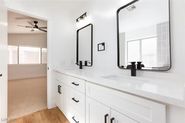 $449,999 | 631 Fox Haven Street, Henderson, NV 89015