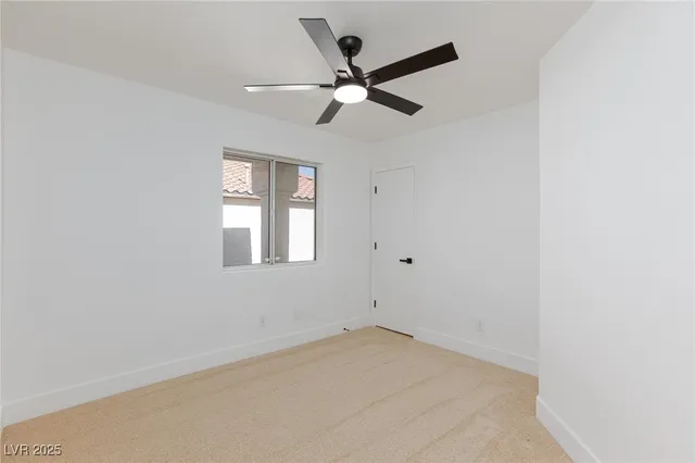 $449,999 | 631 Fox Haven Street, Henderson, NV 89015