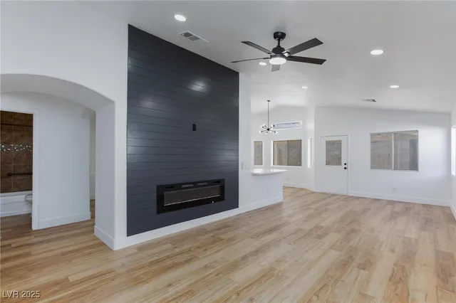 $449,999 | 631 Fox Haven Street, Henderson, NV 89015