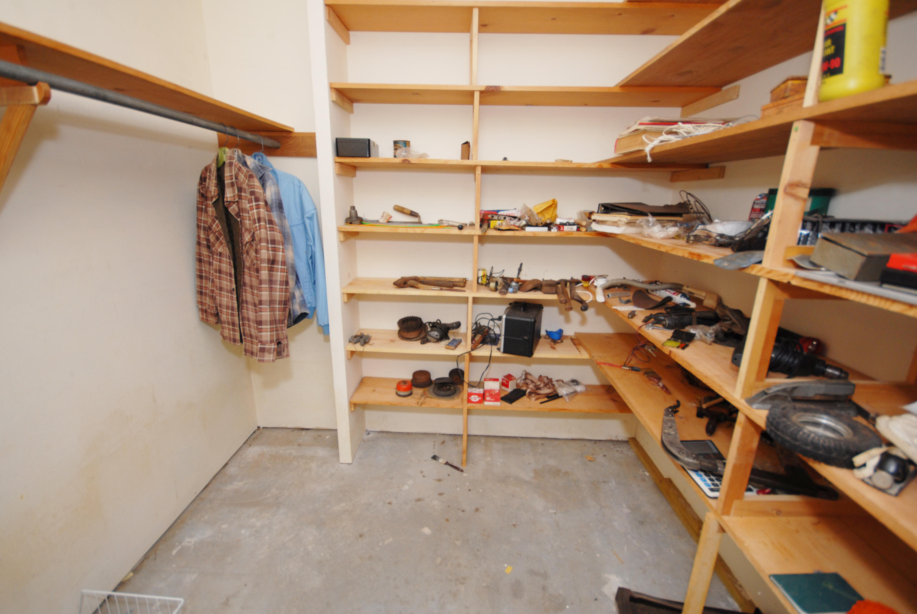 1117 Roderick Road Knoxville, TN 37923 - Photo 13 of 32 GarageStorage
