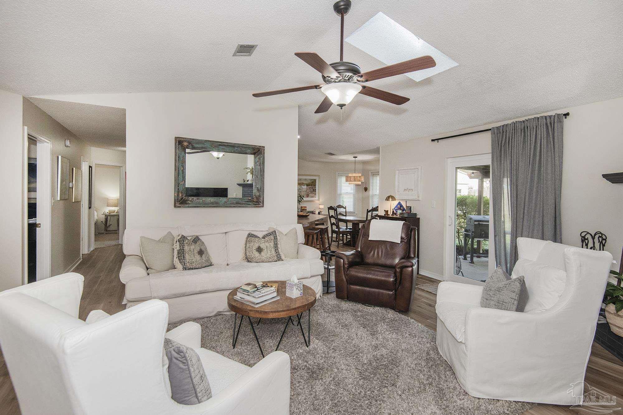 4408 Bellwood Circle Pace, FL 32571 - Photo 5 of 40