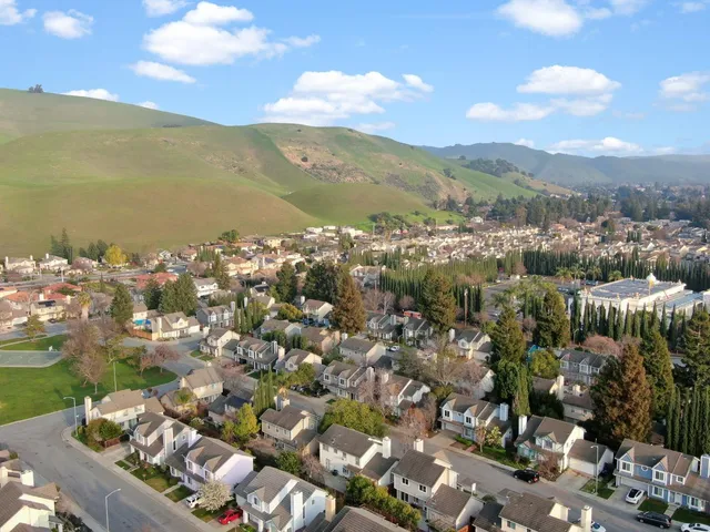 $1,389,000 | 357 Sunnyslope Drive, Fremont, CA 94536